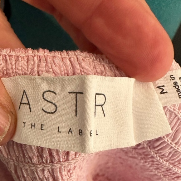 ASTR the Label pink puff top medium - Picture 9 of 16